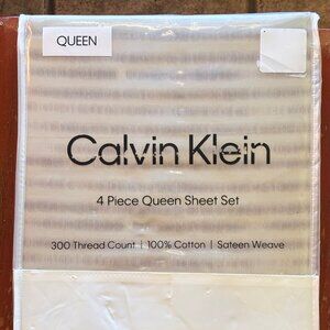 Calvin Klein Queen Size ETHEREAL BANDS (Green) Sheet Set Cotton Sateen Weave